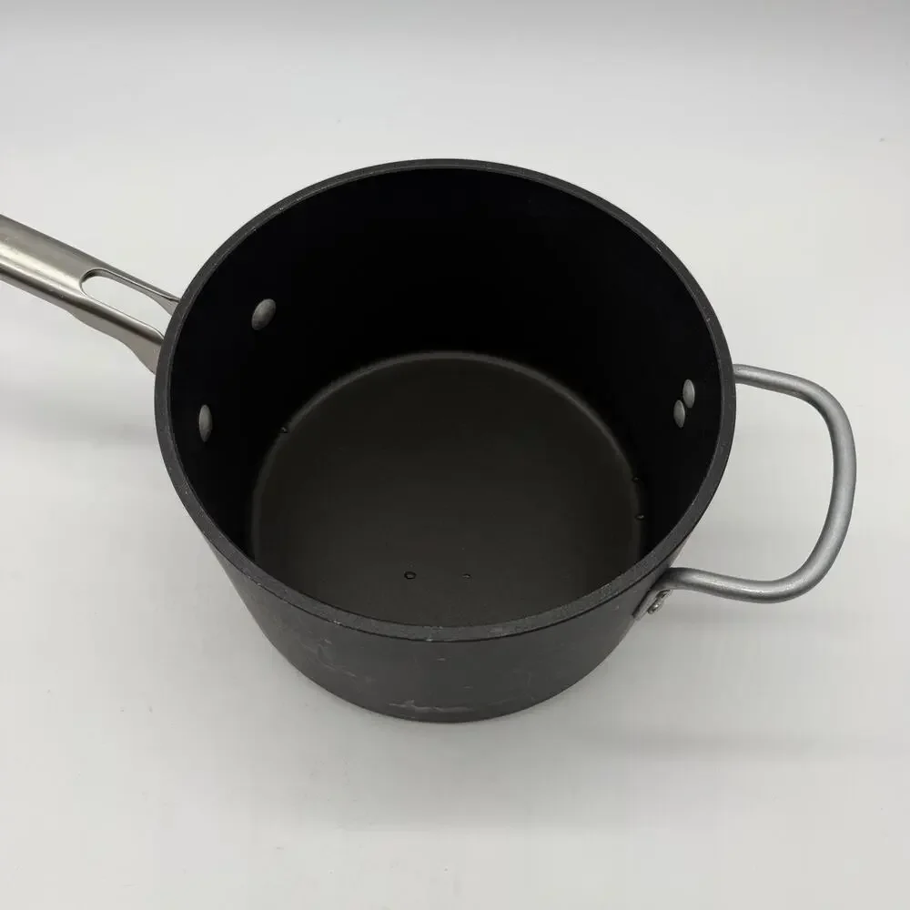 Calphalon 4 1/2-Qt Hard-Anodized Aluminum Stockpot #8704-1/2 w/Lid